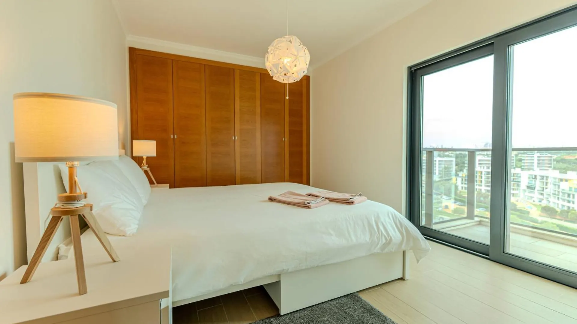 Apartament Horizon Rocha Prime 3 Bedroom Portimão Portugalia